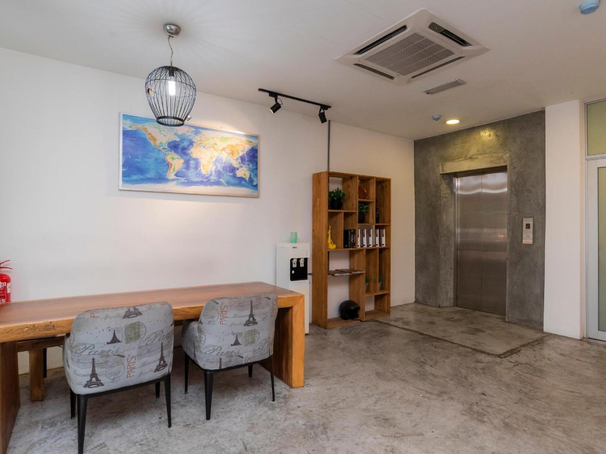 Big Big Hotel 新山 外观 照片